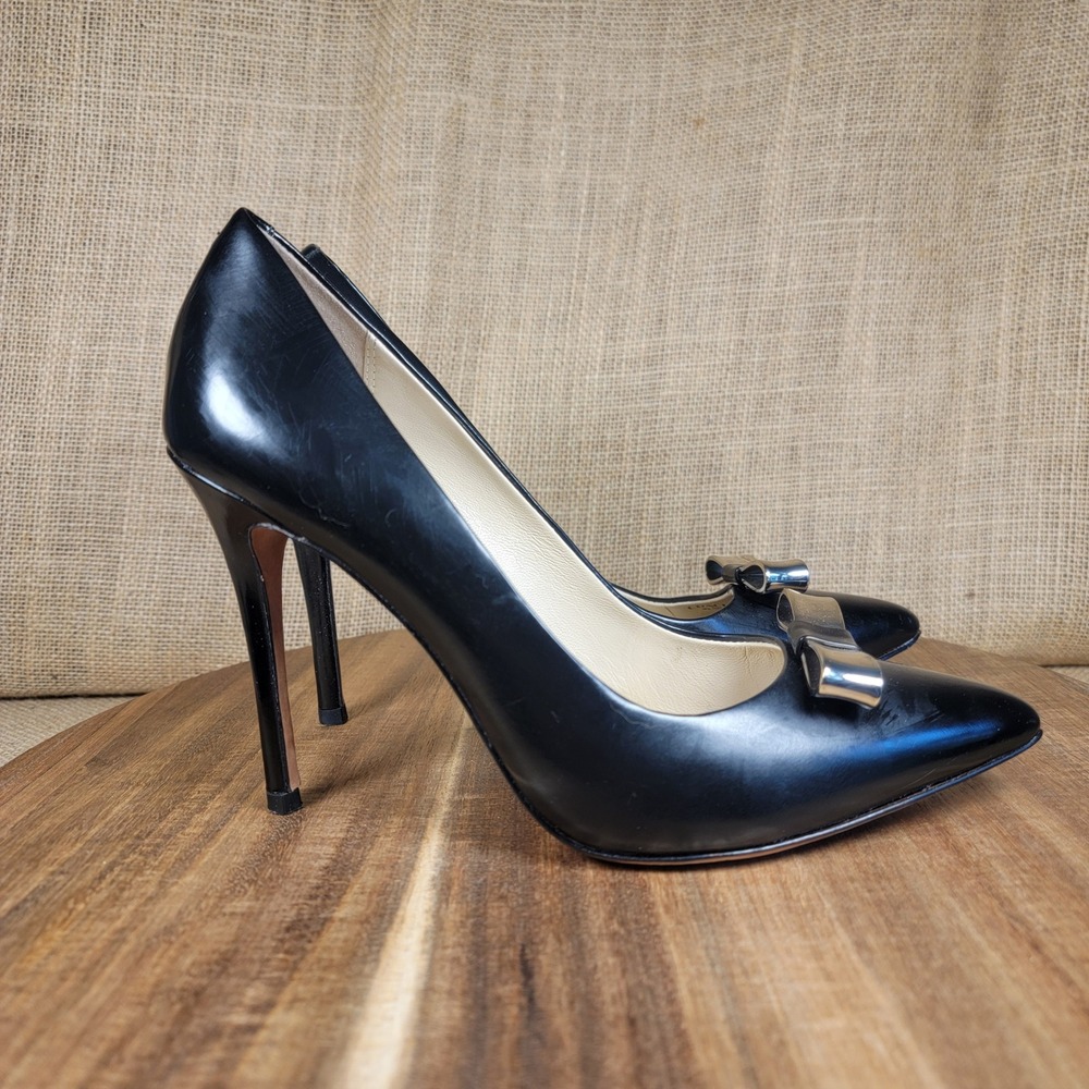 Coach Pointed Toe Leather Pumps Black Kitten Bow Stiletto Heels Women's Size 8B - Picture 2 of 9